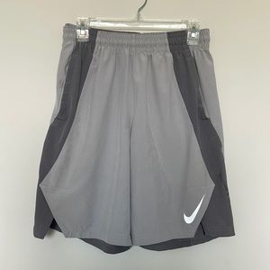 Mens nike elite size medium shorts